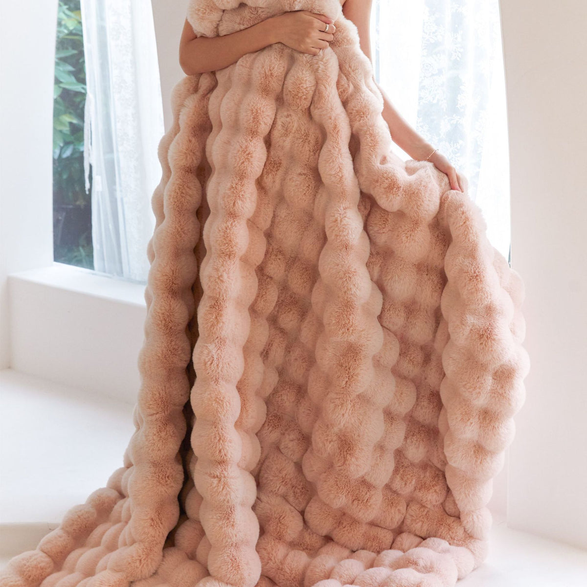 Textured Polyester Velvet Blanket