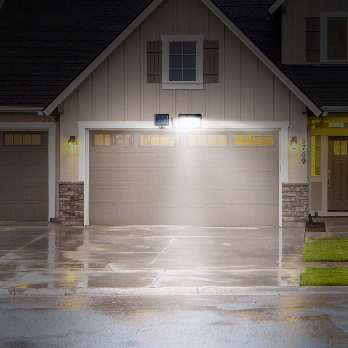 Solar Motion Sensor Outdoor Wall Light
