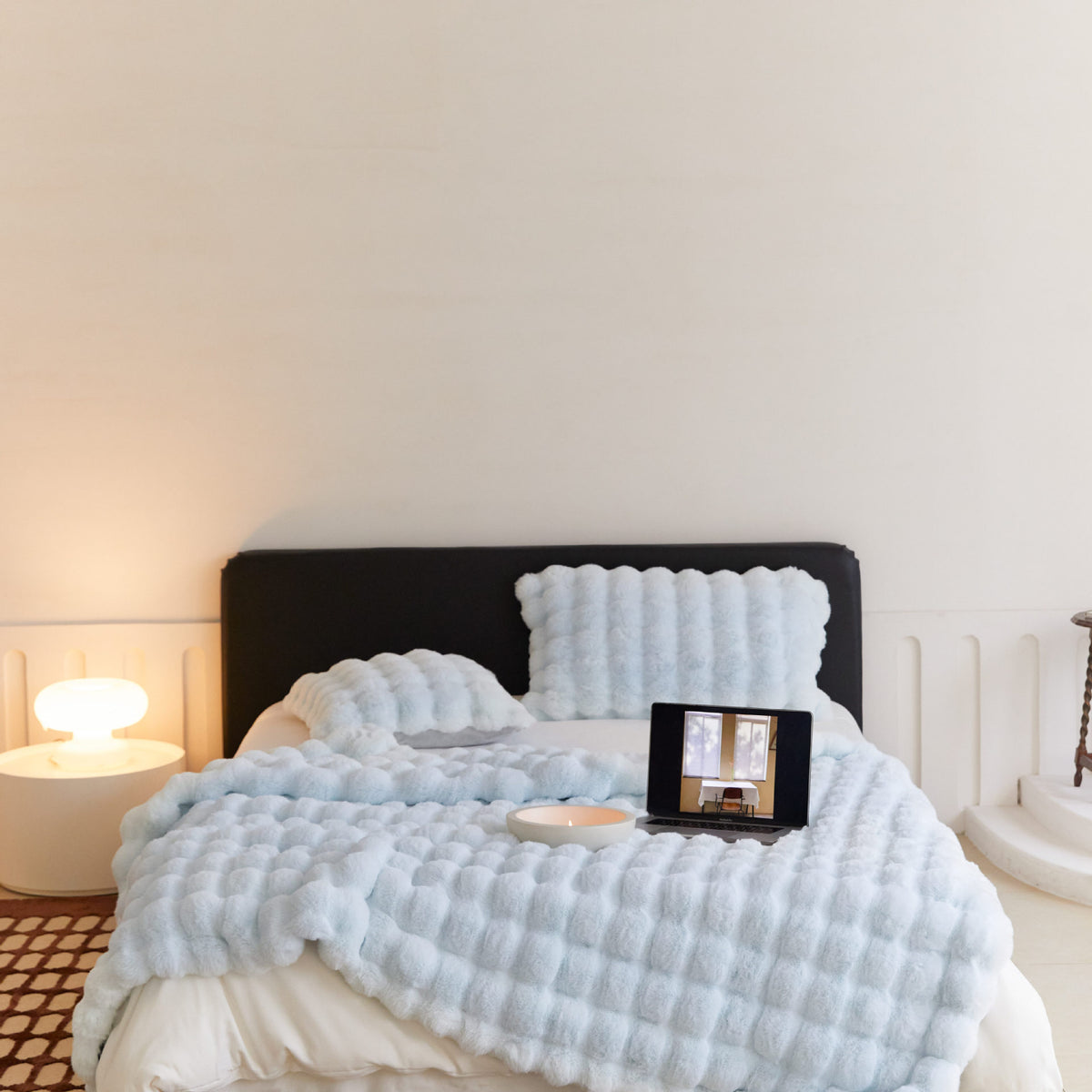 Textured Polyester Velvet Blanket